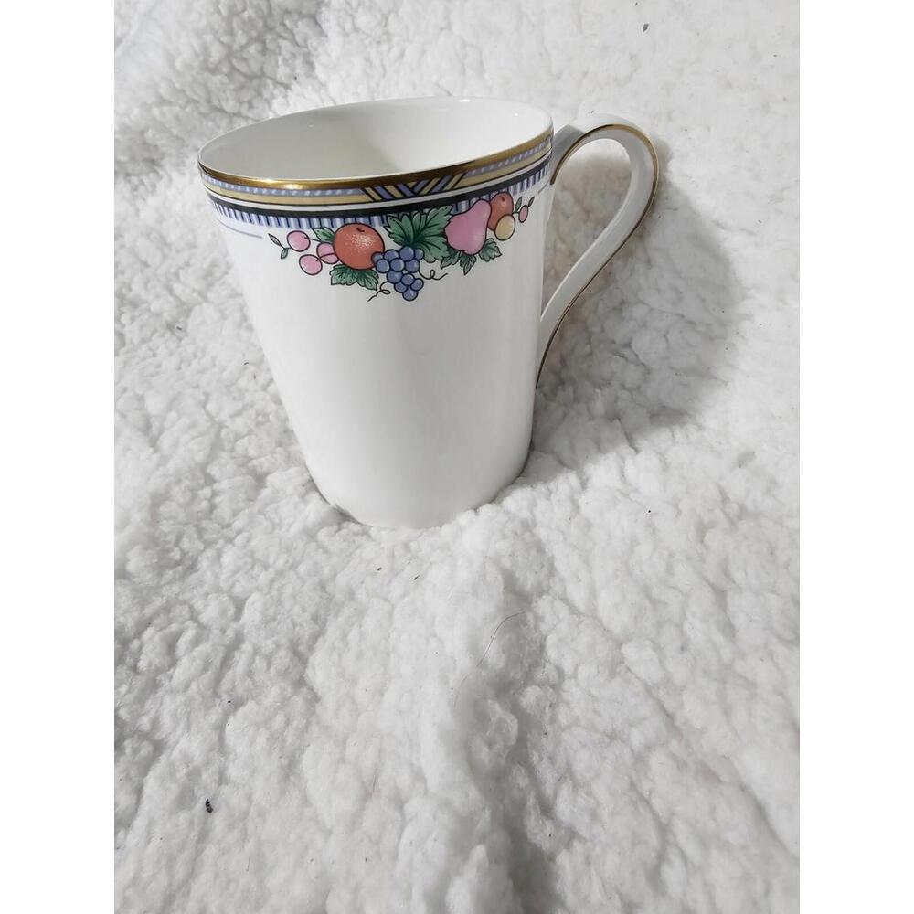 Christopher Stuart Fruit Basket Coffee Tea Mug Cup Gold Trim Thailand 4" White